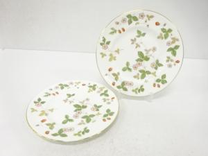 WEDGWOOD　ウェッジウッド　ワイルドストロベリー　プレートペア(20センチ)　洋食器